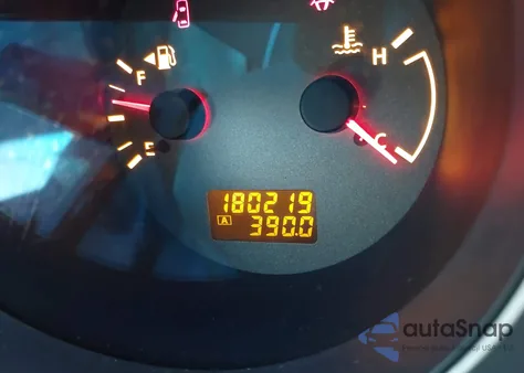 2004 Nissan Maxima 3.5 Sl z USA, uszkodzony, nr VIN 1N4BA41E64C873804